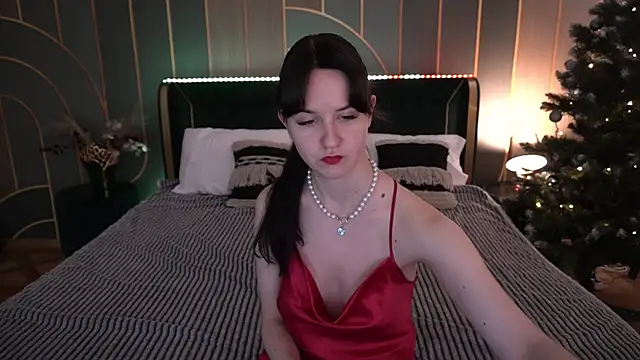 BerryDiva online show from 12-16-25, 07:12