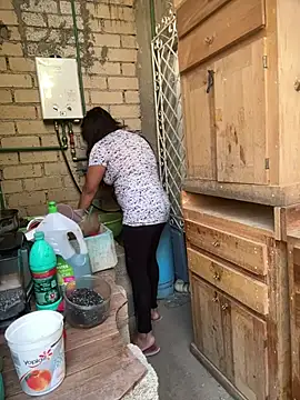 Snapshot of karysweetbeaury chatting on 02-13-26, 10:43 karysweetbeaury online show from 02-13-26, 10:43