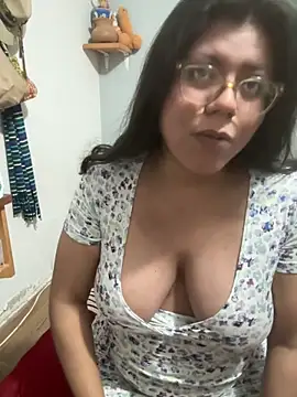 Snapshot of karysweetbeaury chatting on 02-04-26, 06:58 karysweetbeaury online show from 02-04-26, 06:58