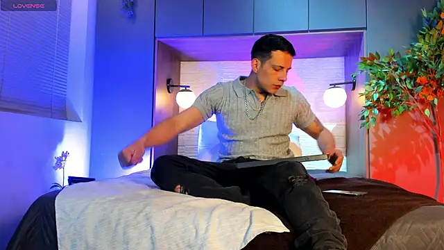 Dustin Sonne online show from 02-05-26, 03:35