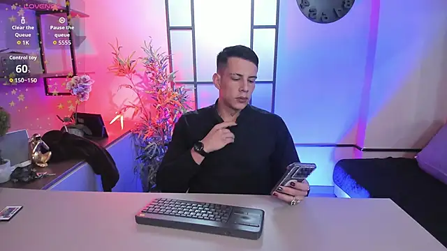 Dustin Sonne online show from 02-18-26, 03:37