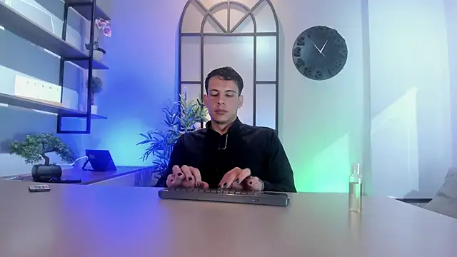 Snapshot of Dustin_Sonne chatting on 07-14-26, 03:33 Dustin Sonne online show from 07-14-26, 03:33