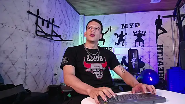 Dustin Sonne online show from 04-26-26, 03:37