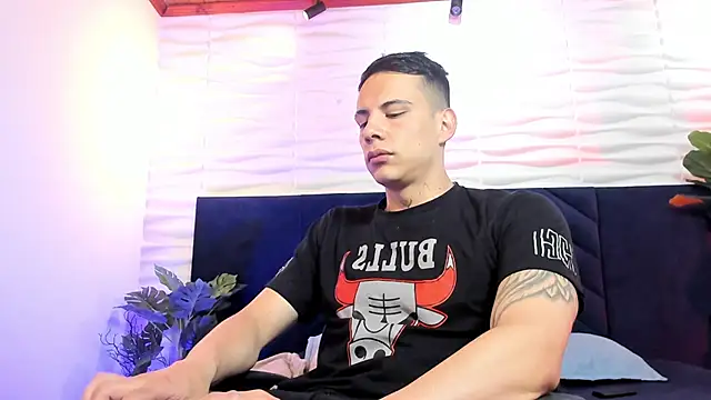 Dustin Sonne online show from 03-11-26, 03:44