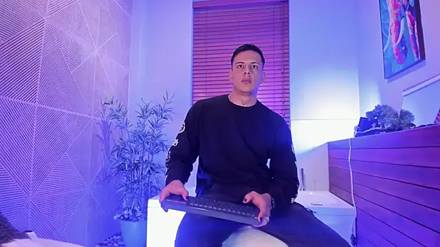 Dustin Sonne online show from 12-22-25, 03:39