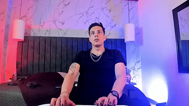 Dustin Sonne online show from 05-13-26, 03:35