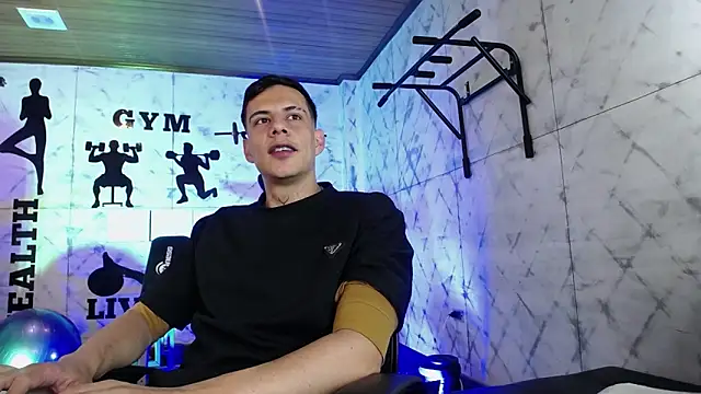 Dustin Sonne online show from 04-17-26, 03:42