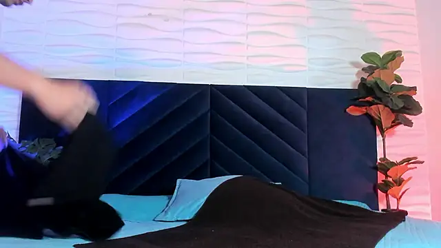 Dustin Sonne online show from 03-24-26, 03:17