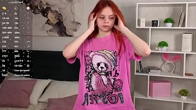 Snapshot of SynnoveBann chatting on 03-15-26, 01:12 SynnoveBann online show from 03-15-26, 01:12