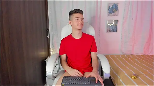 ThiagooJames online show from 09-20-25, 03:22