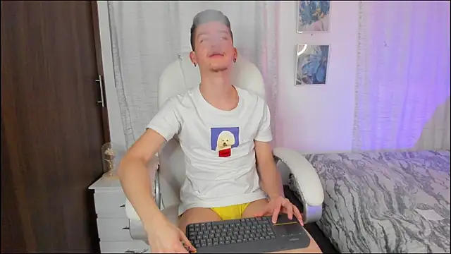 ThiagooJames online show from 09-29-25, 02:29