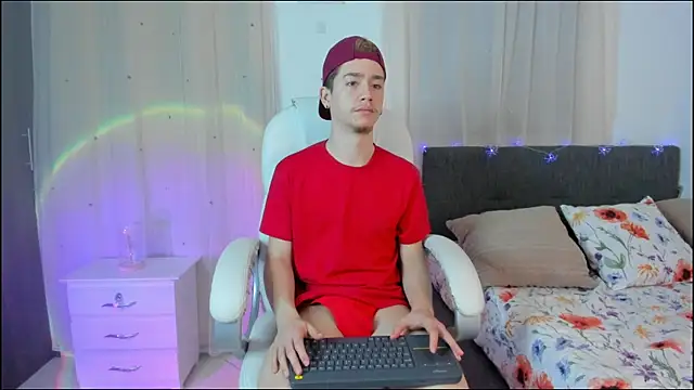 ThiagooJames online show from 01-12-26, 05:47