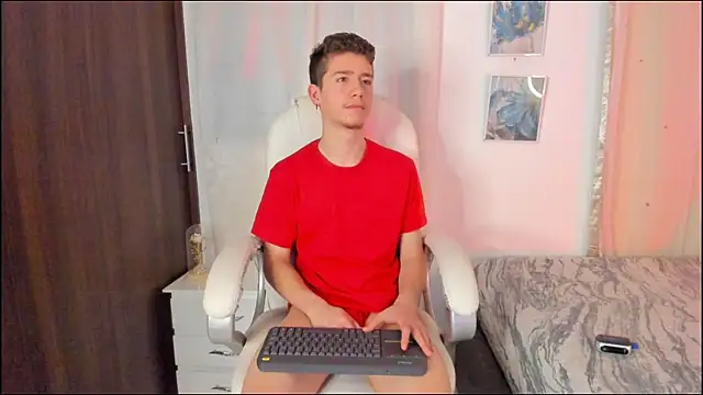 ThiagooJames online show from 10-12-25, 02:57