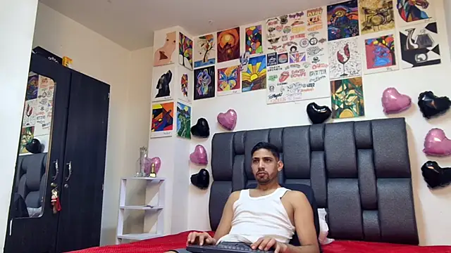 Snapshot of ashtoncooperr chatting on 09-12-25, 06:29 ashtoncooperr online show from 09-12-25, 06:29