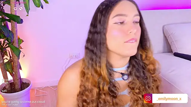 onlyemily  online show from 04-06-26, 01:12