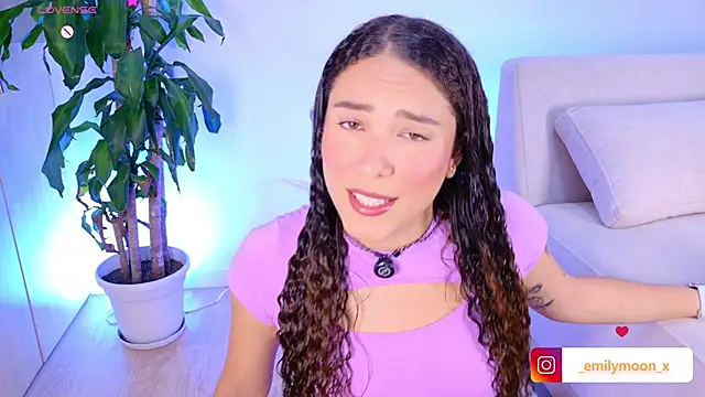 onlyemily  online show from 05-20-26, 01:24