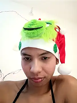 NovaTemptress online show from 12-17-25, 07:19