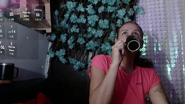 darling hott online show from 10-31-25, 12:02