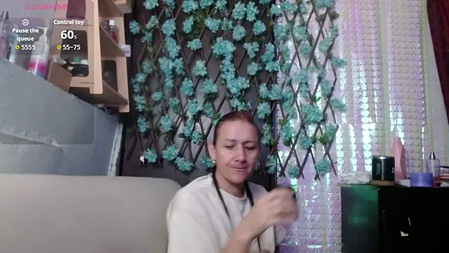 darling hott online show from 02-18-26, 10:12