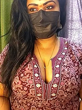 honey-flower online show from 02-18-26, 05:27