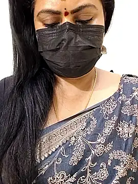 honey-flower online show from 10-18-25, 03:08