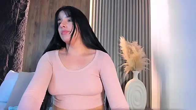 Snapshot of evelin_lopezz chatting on 01-18-26, 02:15 evelin lopezz online show from 01-18-26, 02:15