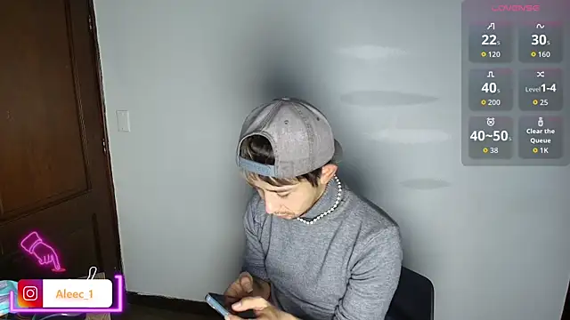 Aleecandrews online show from 09-19-25, 07:18