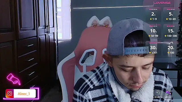 Aleecandrews online show from 10-03-25, 07:26