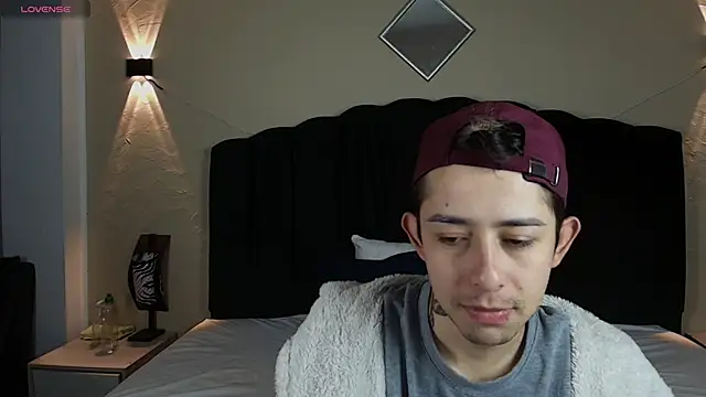 Aleecandrews online show from 09-10-25, 07:24