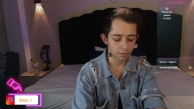 Aleecandrews online show from 09-11-25, 07:14