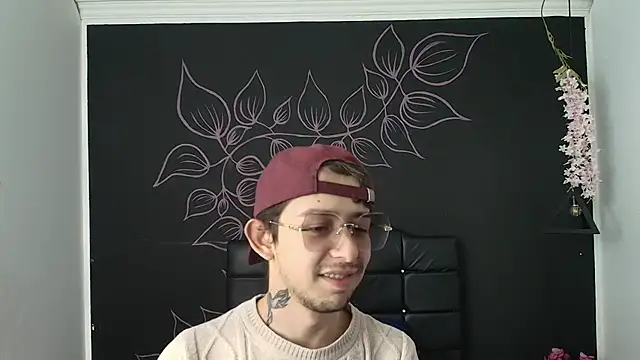 Aleecandrews online show from 01-14-26, 07:06