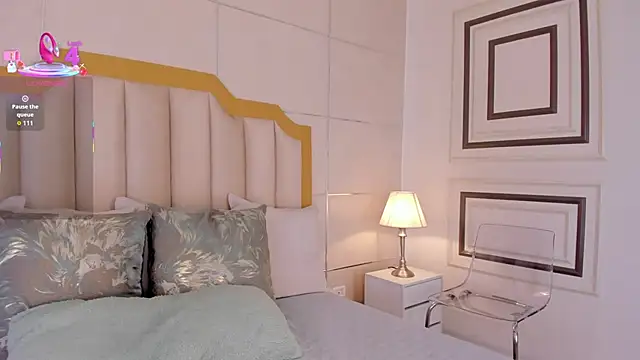 MaddieParker online show from 10-07-25, 07:15