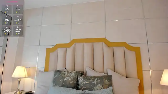 MaddieParker online show from 10-18-25, 07:49