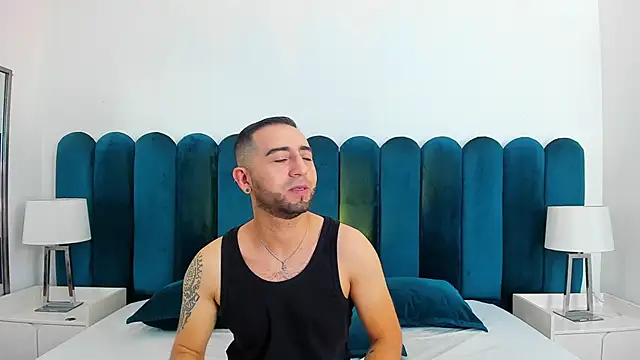 Lushian  online show from 06-16-26, 04:18