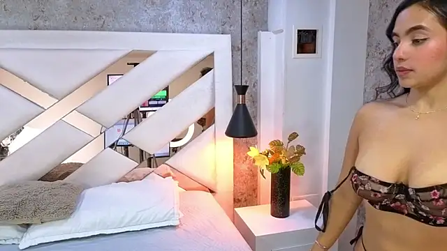 Snapshot of Saara_evans_ chatting on 09-13-25, 08:09 Saara evans online show from 09-13-25, 08:09