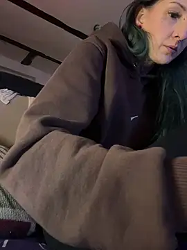 Snapshot of Seductively4_20 chatting on 01-09-26, 06:04 Seductively4 20 online show from 01-09-26, 06:04