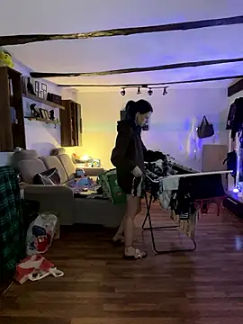 Snapshot of Seductively4_20 chatting on 01-15-26, 05:00 Seductively4 20 online show from 01-15-26, 05:00