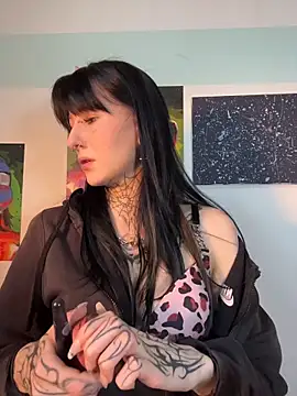 Snapshot of Seductively4_20 chatting on 06-14-26, 09:32 Seductively4 20 online show from 06-14-26, 09:32