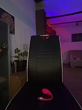 Seductively4 20 online show from 02-14-26, 07:30