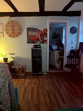 Snapshot of Seductively4_20 chatting on 01-10-26, 07:25 Seductively4 20 online show from 01-10-26, 07:25