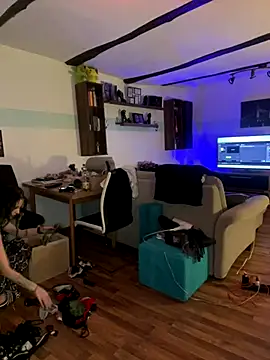 Snapshot of Seductively4_20 chatting on 01-07-26, 04:50 Seductively4 20 online show from 01-07-26, 04:50