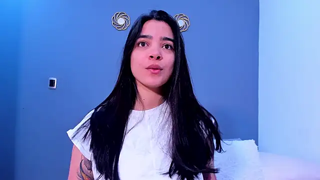 KamilaBetancourt online show from 07-04-26, 12:43