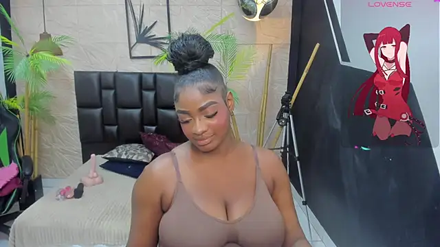 Snapshot of alana_bonny chatting on 07-18-26, 12:14 alana bonny online show from 07-18-26, 12:14