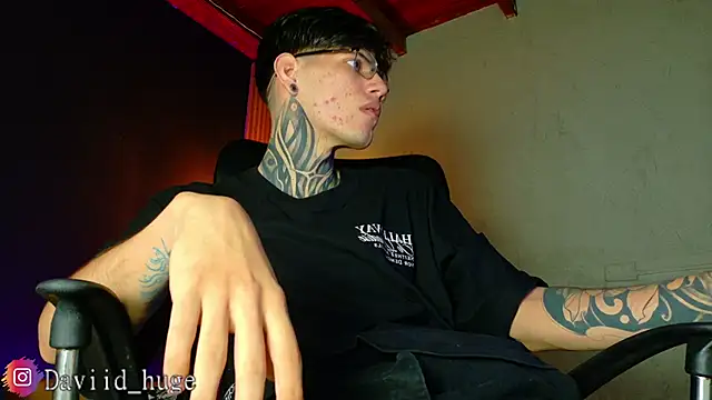 david huge online show from 06-18-26, 01:27
