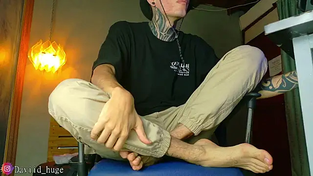 david huge online show from 05-16-26, 07:24