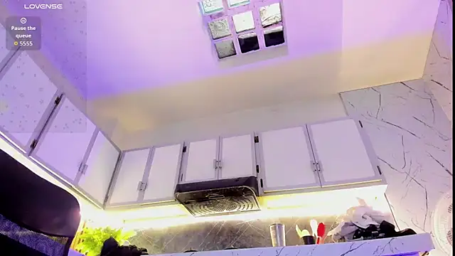 david huge online show from 12-05-25, 01:32