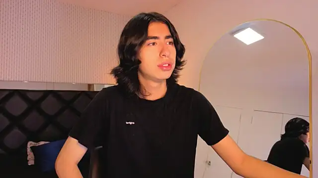 ryo light online show from 10-28-25, 07:57