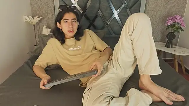 Snapshot of ryo_light chatting on 02-06-26, 04:19 ryo light online show from 02-06-26, 04:19