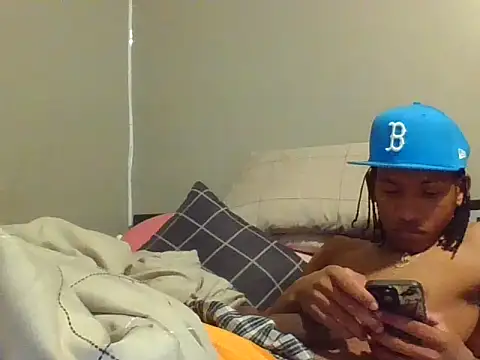 mikyng online show from 12-18-25, 04:06