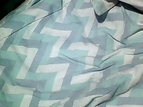 Snapshot of 20cmloiro chatting on 01-12-26, 07:48 20cmloiro online show from 01-12-26, 07:48